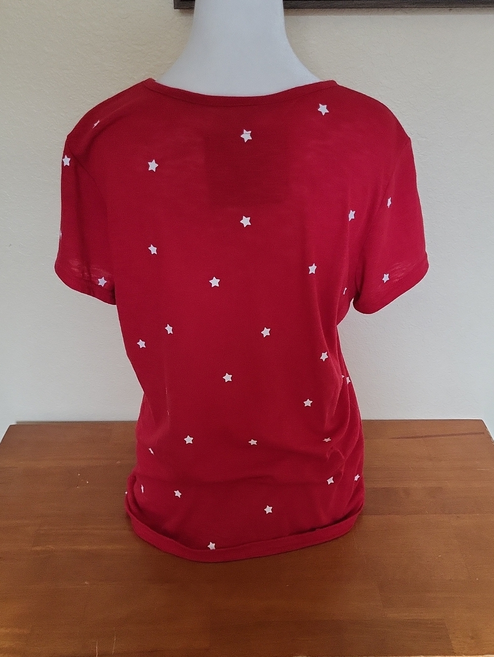 Reflex Red With White Stars T Shirt - Picture 4 of 5